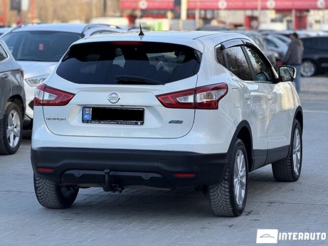 nissan Qashqai 2014