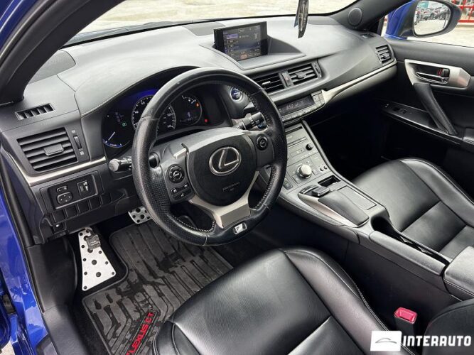 lexus CT 200h 2015