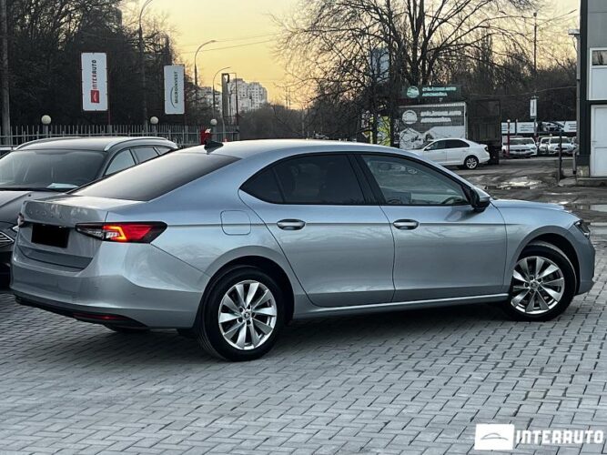 skoda Superb 2024