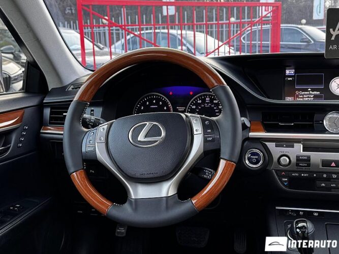 lexus ES 300h 2012
