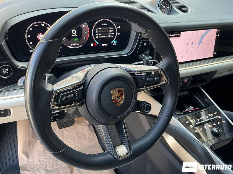 Porsche Cayenne E-Hybrid Coupe