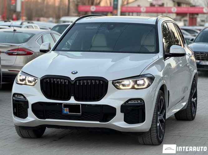 BMW X5 4.0i 2020 doar la InterAuto