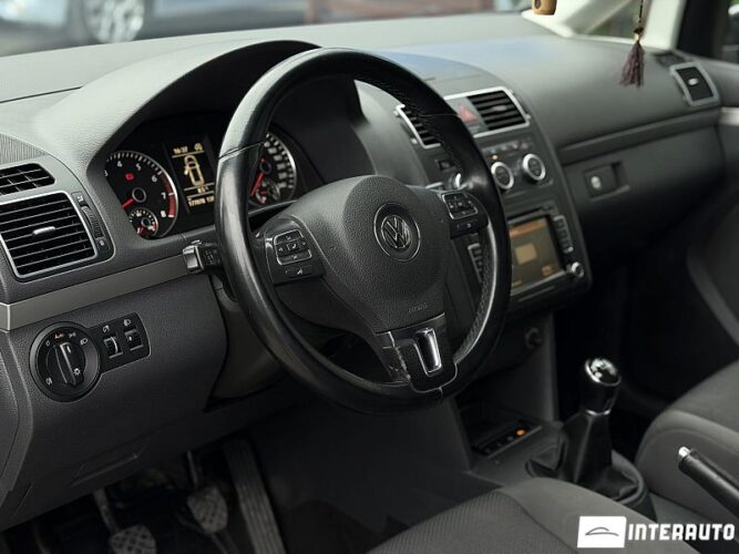 volkswagen Touran 2015
