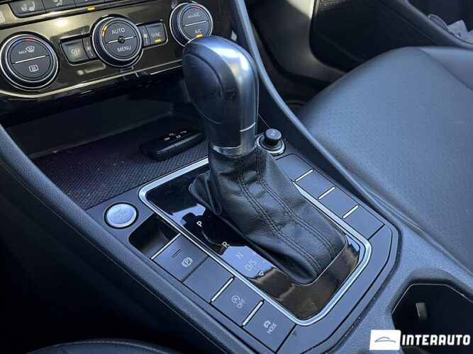 volkswagen Jetta 2019