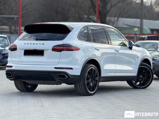porsche Cayenne 2015