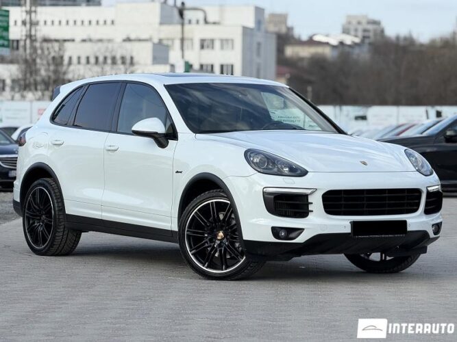 porsche Cayenne 2015
