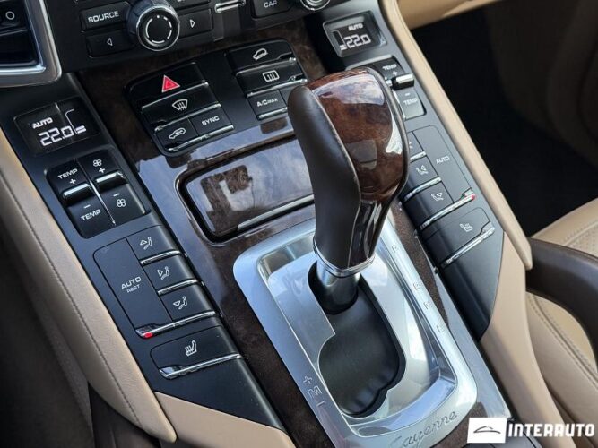 porsche Cayenne 2015