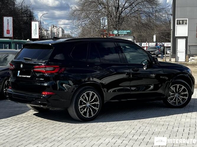 bmw X5 4.5e 2021