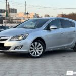 Opel Astra 2011