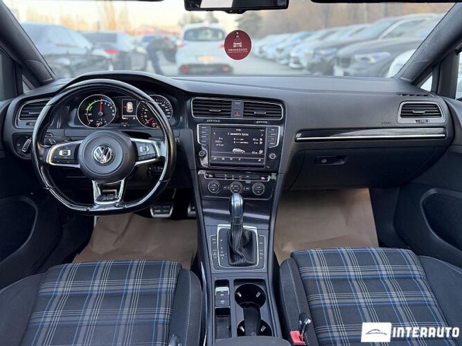 volkswagen Golf GTE 2015