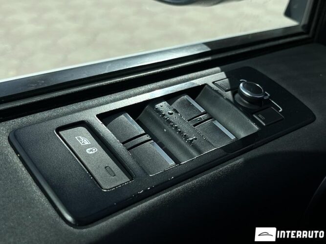 land rover Discovery 2017