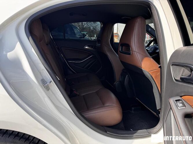 mercedes A 45 AMG 2018