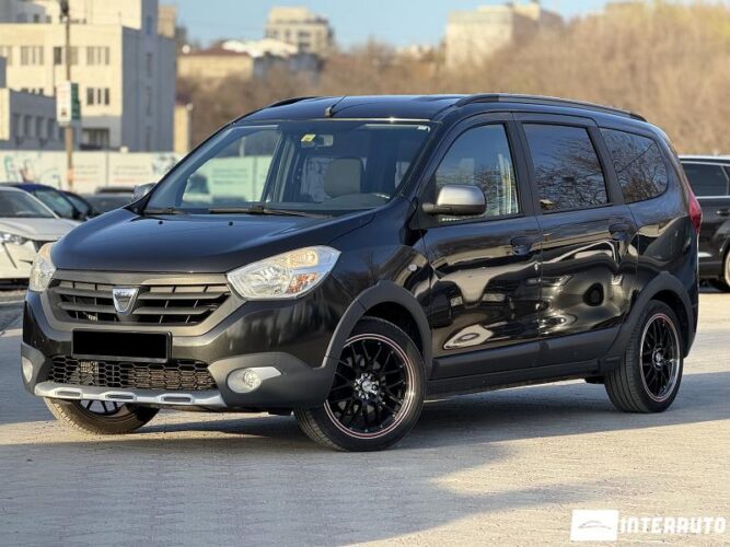 Dacia Lodgy Stepway 2015 doar la InterAuto