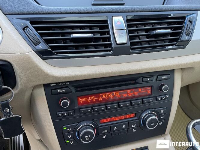 bmw X1 2.0i 2014