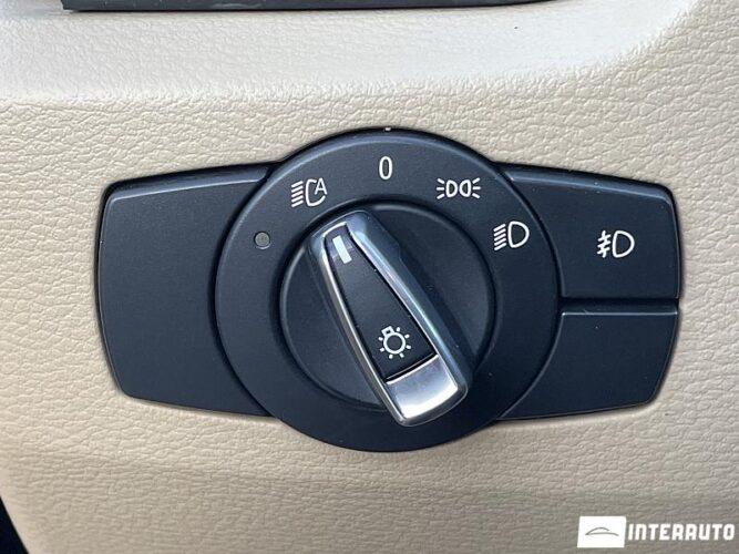 bmw X1 2.0i 2014