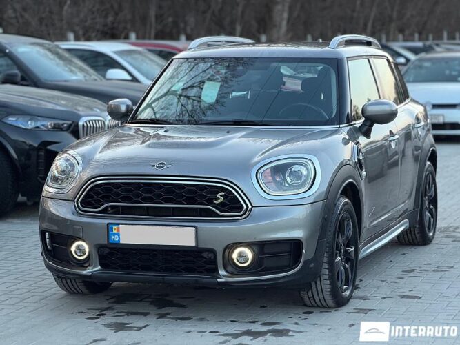 Mini Countryman Cooper S ALL4 2019 doar la InterAuto