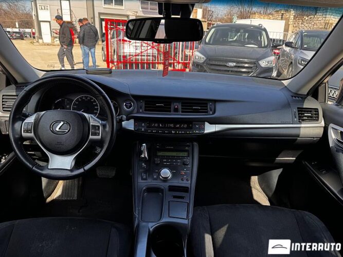 lexus CT 200h 2011