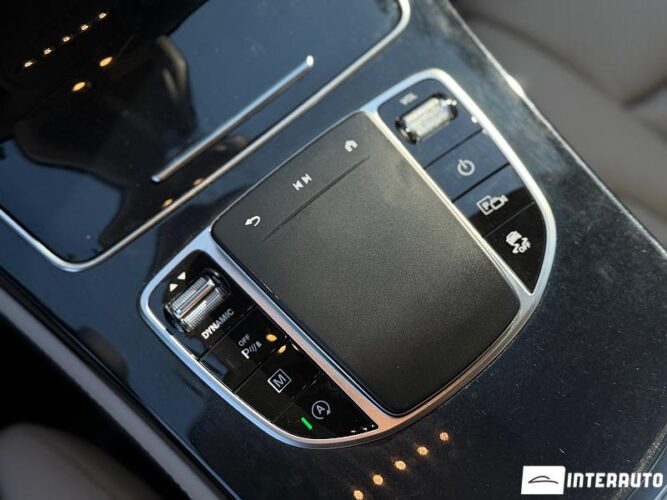 mercedes GLC 200 2020