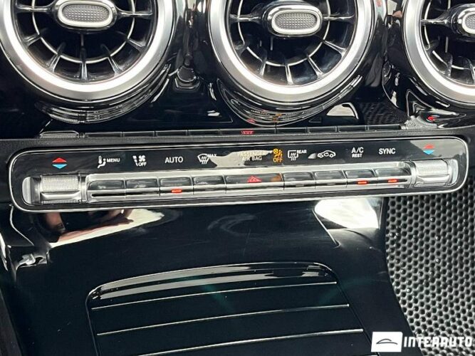mercedes CLA 200d 2020