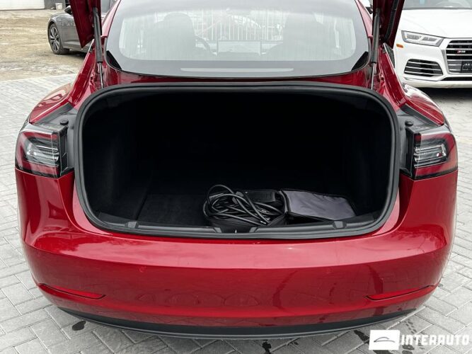 Tesla Model 3 44 tesla Model 3 2019