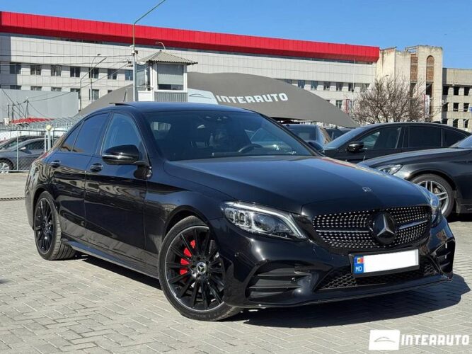 Mercedes C 300e 2021 doar la InterAuto