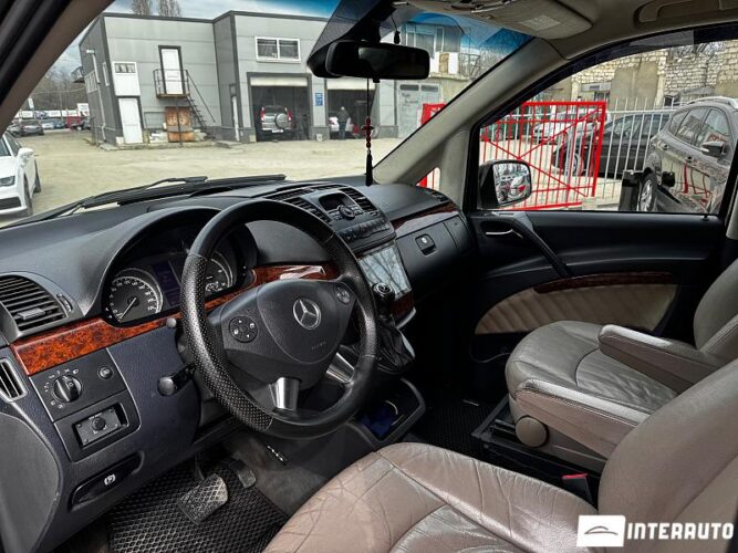mercedes Viano 2011