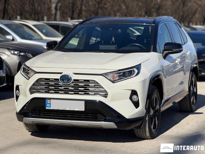Toyota Rav-4 2020 doar la InterAuto
