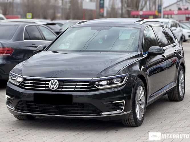 Volkswagen Passat GTE 2018 doar la InterAuto