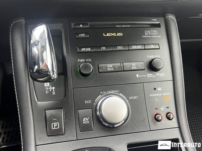 lexus CT 200h 2011