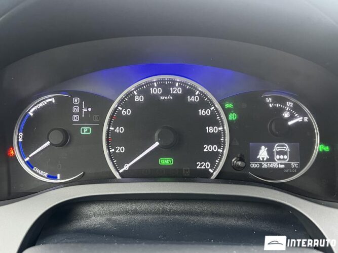lexus CT 200h 2011