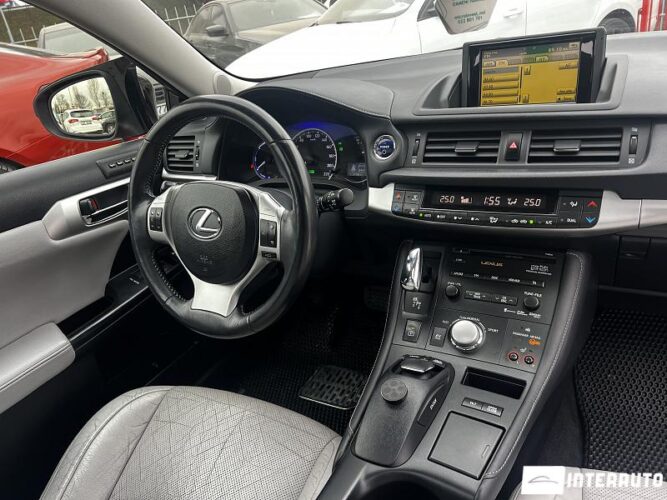 lexus CT 200h 2011
