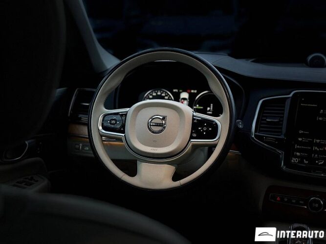 volvo XC 90 2019