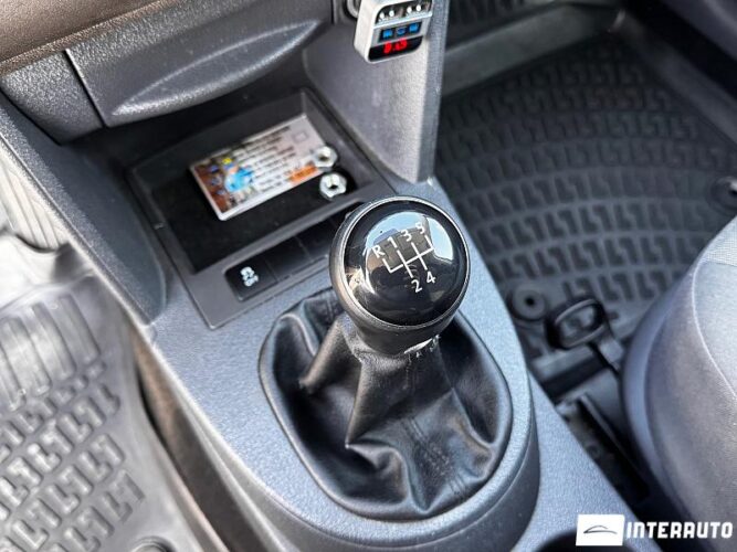 volkswagen Caddy 2013