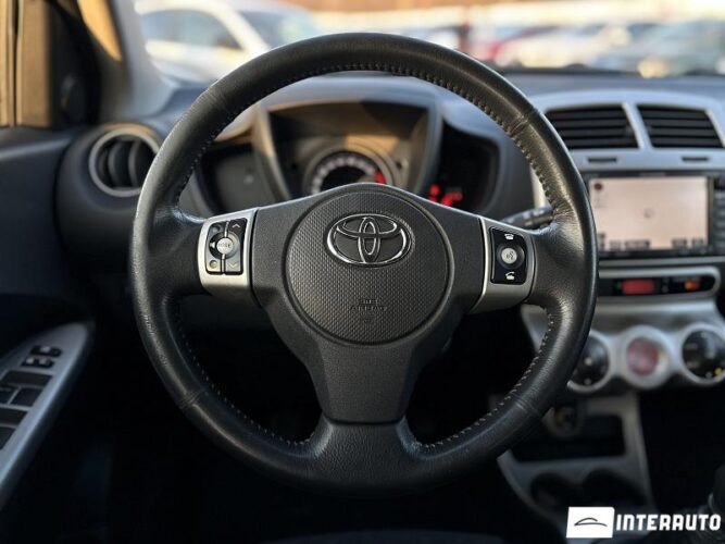 toyota Urban Cruiser 2009