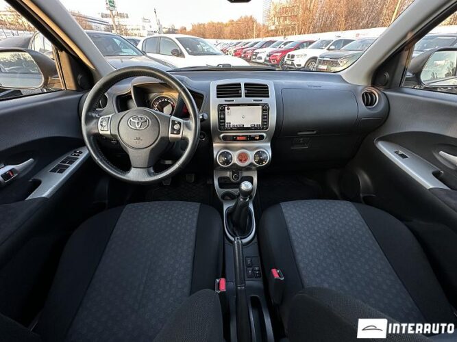 toyota Urban Cruiser 2009