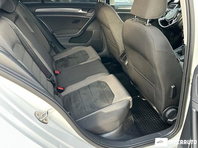 volkswagen Golf 2018