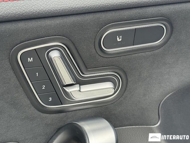 mercedes CLA 200 2024