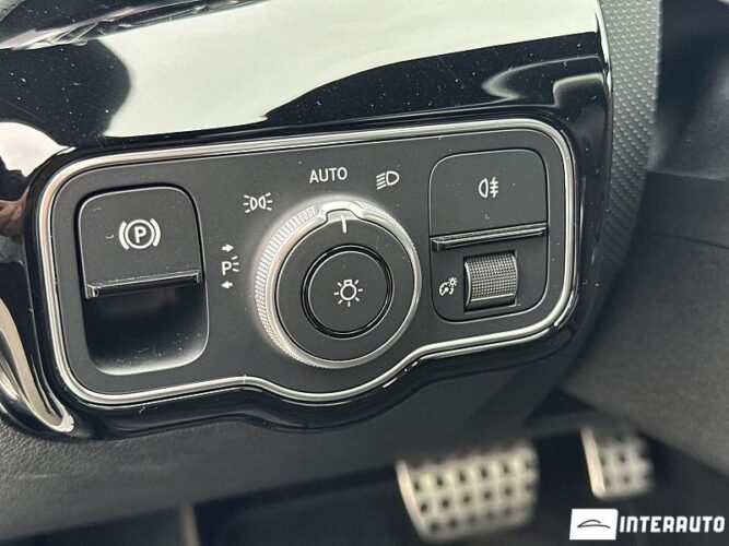 mercedes CLA 200 2024