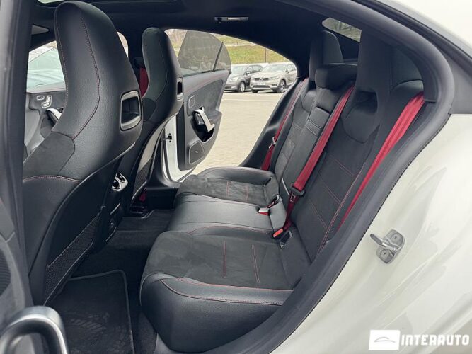 mercedes CLA 200 2024