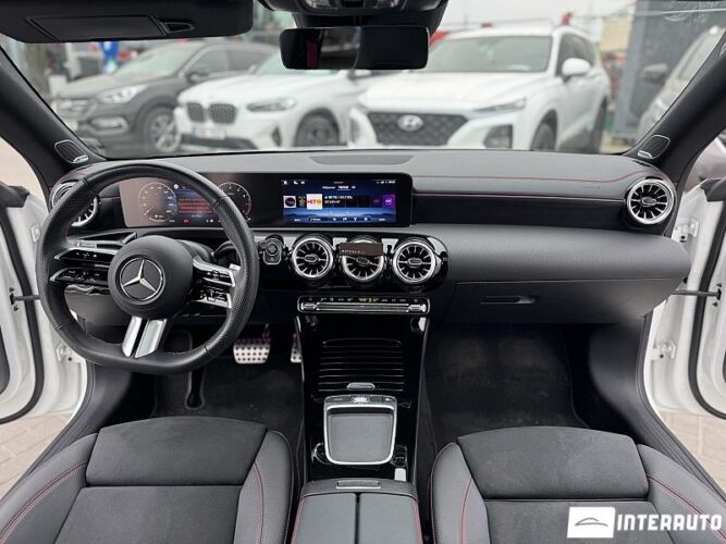 mercedes CLA 200 2024