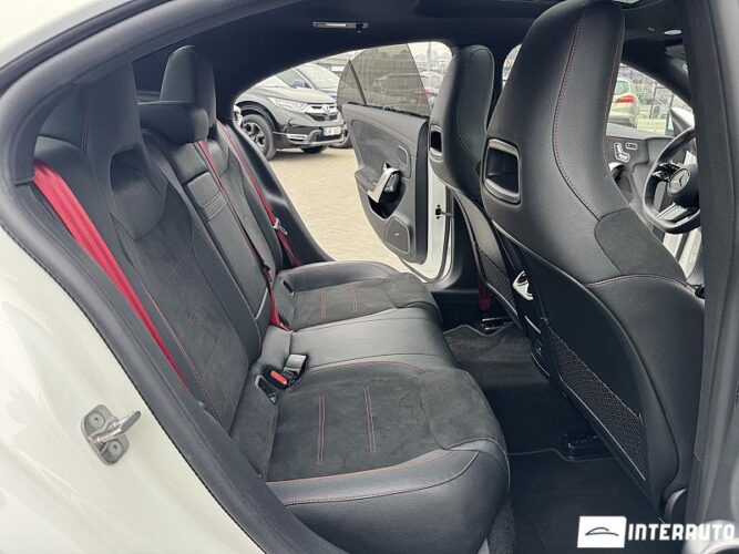 mercedes CLA 200 2024