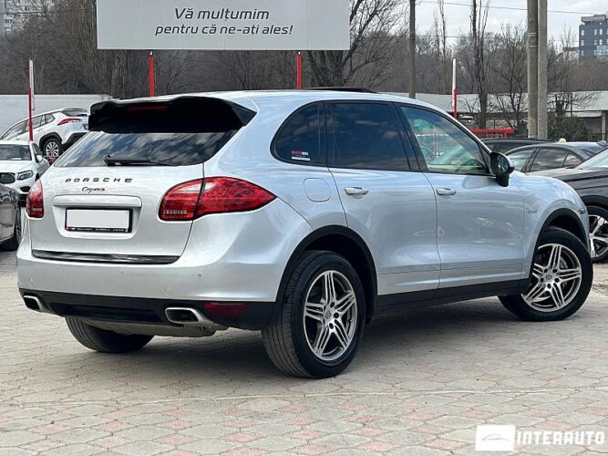 porsche Cayenne 2011