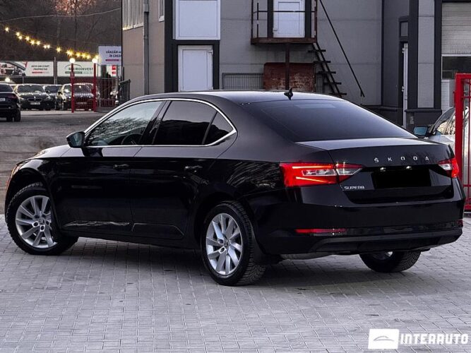 Skoda Superb 2020 doar la InterAuto