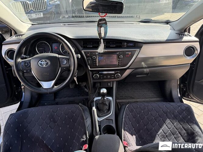 toyota Auris 2014