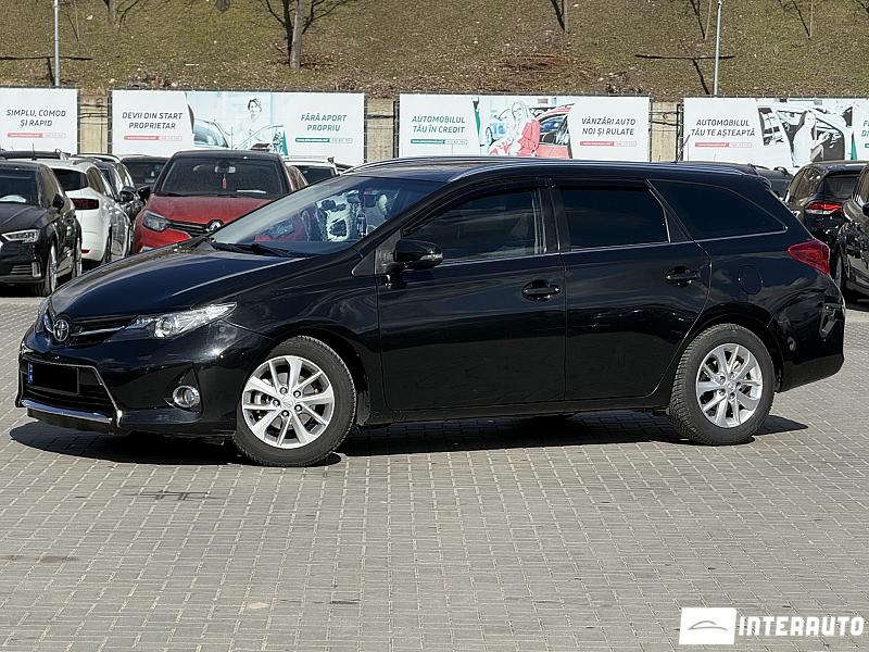 toyota Auris 2014
