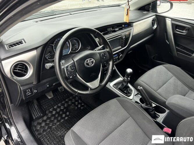 toyota Auris 2013