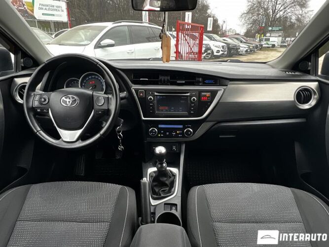 toyota Auris 2013