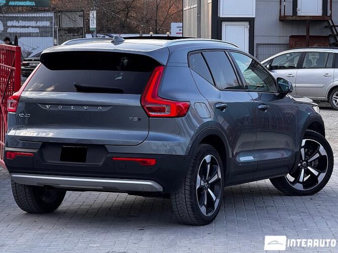 volvo XC 40 2019