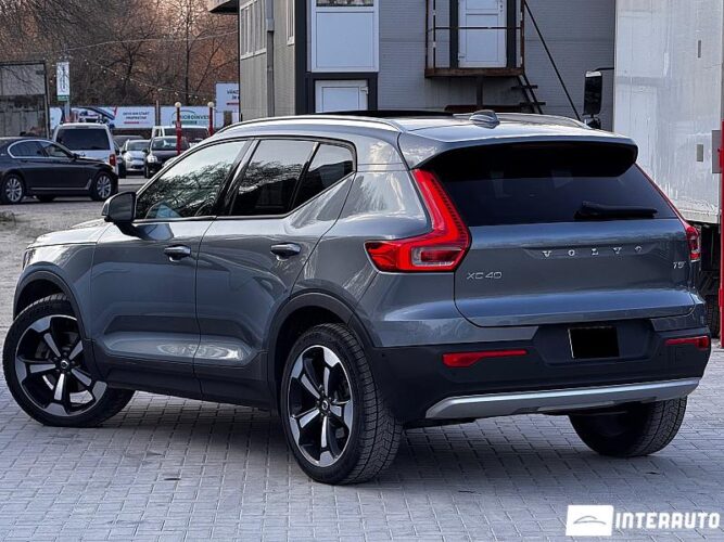 volvo XC 40 2019