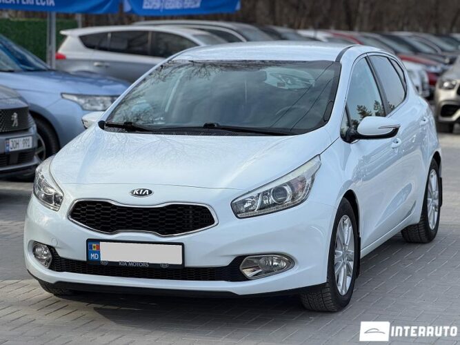 Kia Ceed 2015 doar la InterAuto